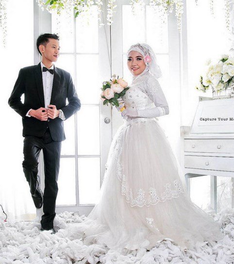 Detail Foto Prewedding Indoor Muslim Nomer 46