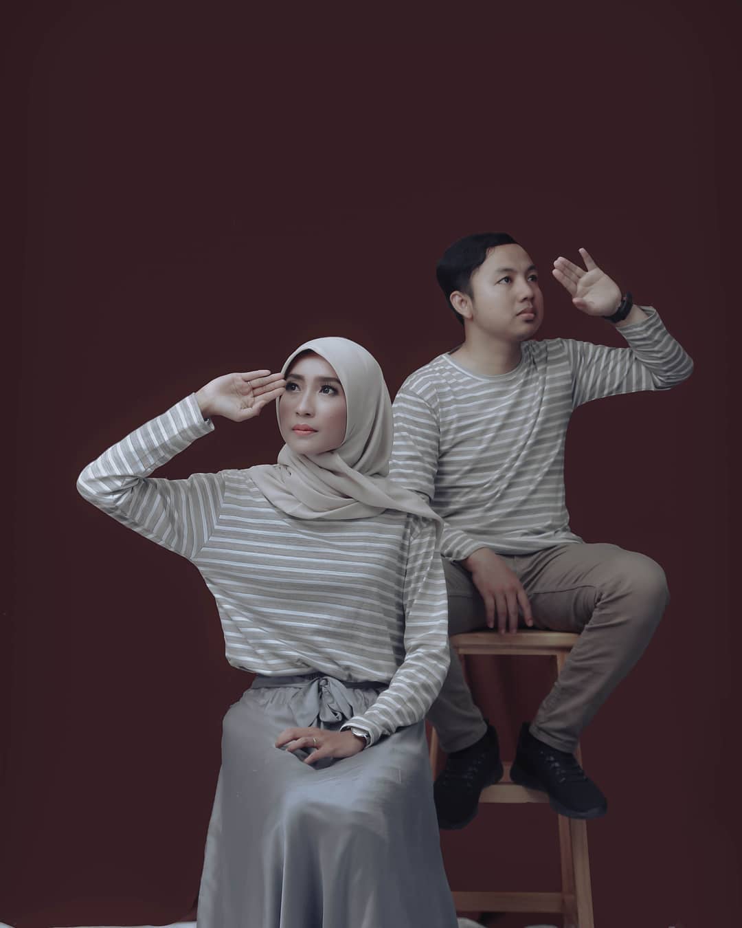 Detail Foto Prewedding Indoor Simple Nomer 22