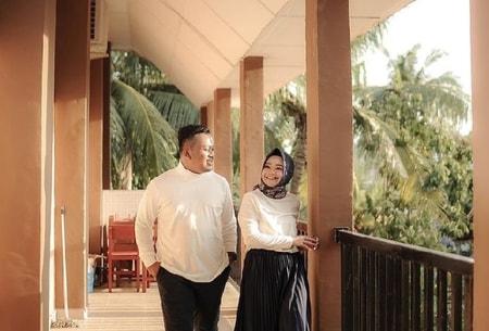 Detail Foto Prewedding Islami Indoor Nomer 32