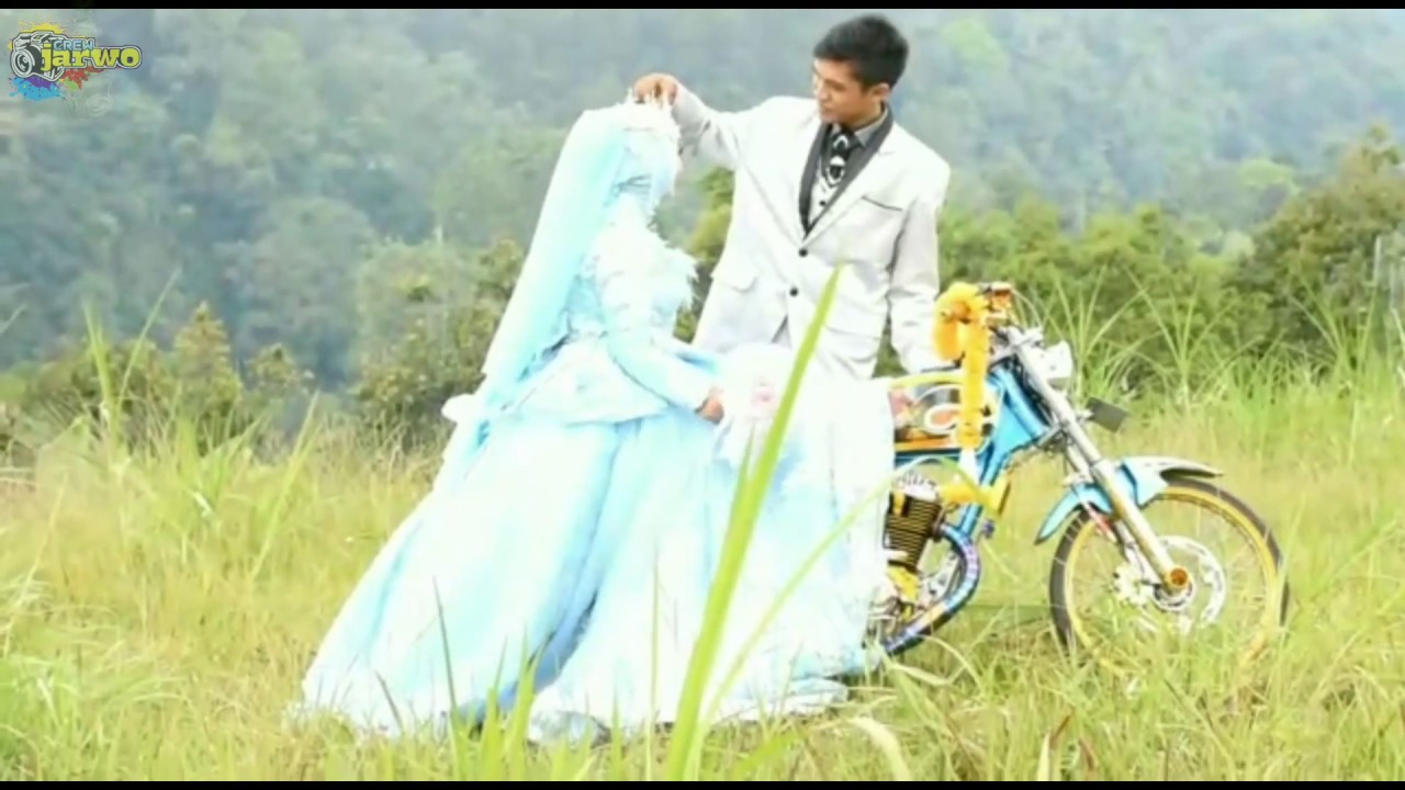 Detail Foto Prewedding Motor Cb Nomer 39