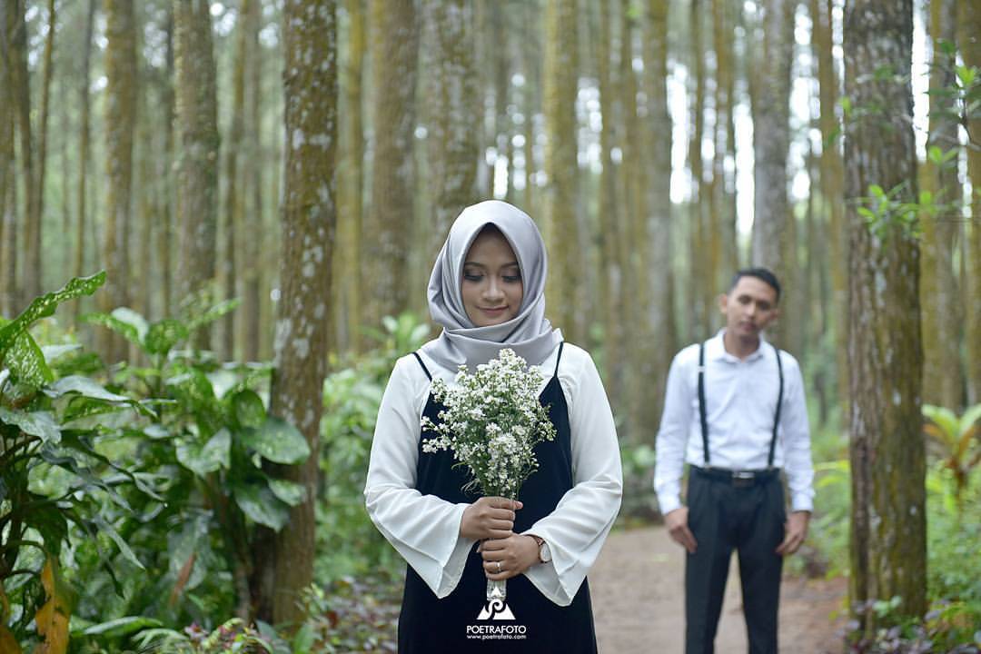 Detail Foto Prewedding Muslim Casual Nomer 39