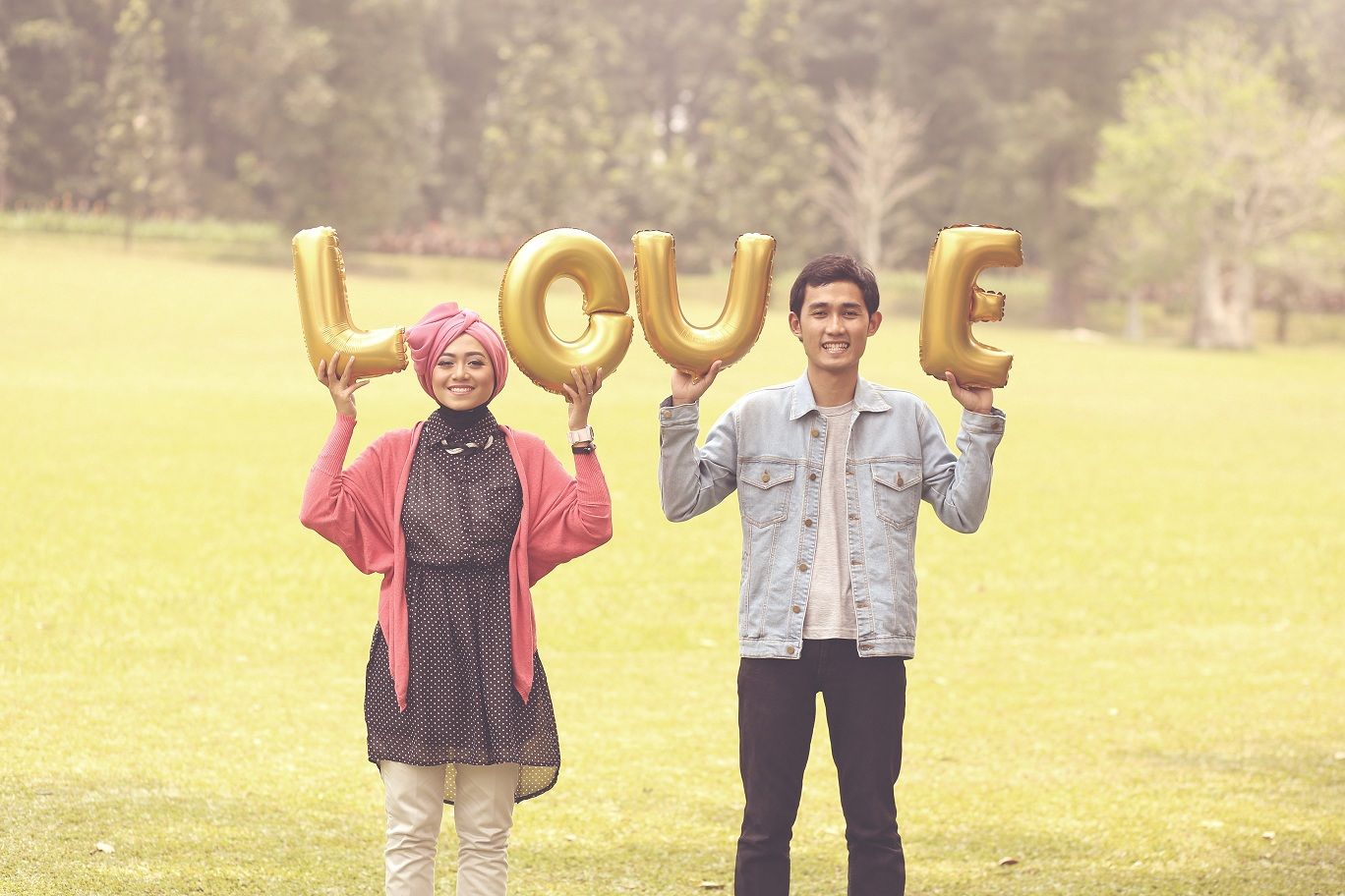 Download Foto Prewedding Muslim Di Studio Nomer 18