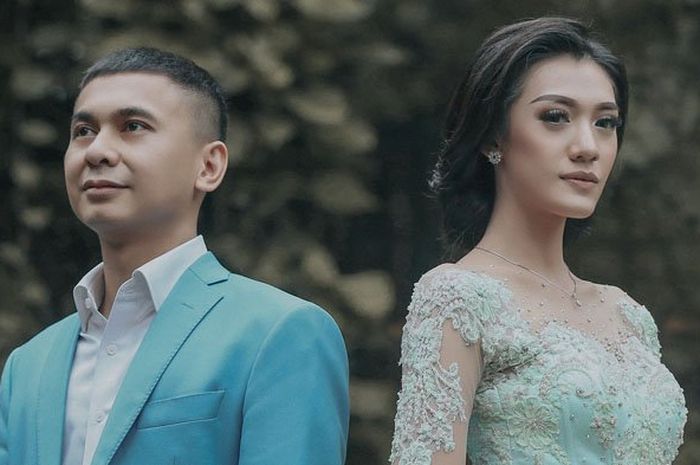 Detail Foto Prewedding Raditya Dika Nomer 22