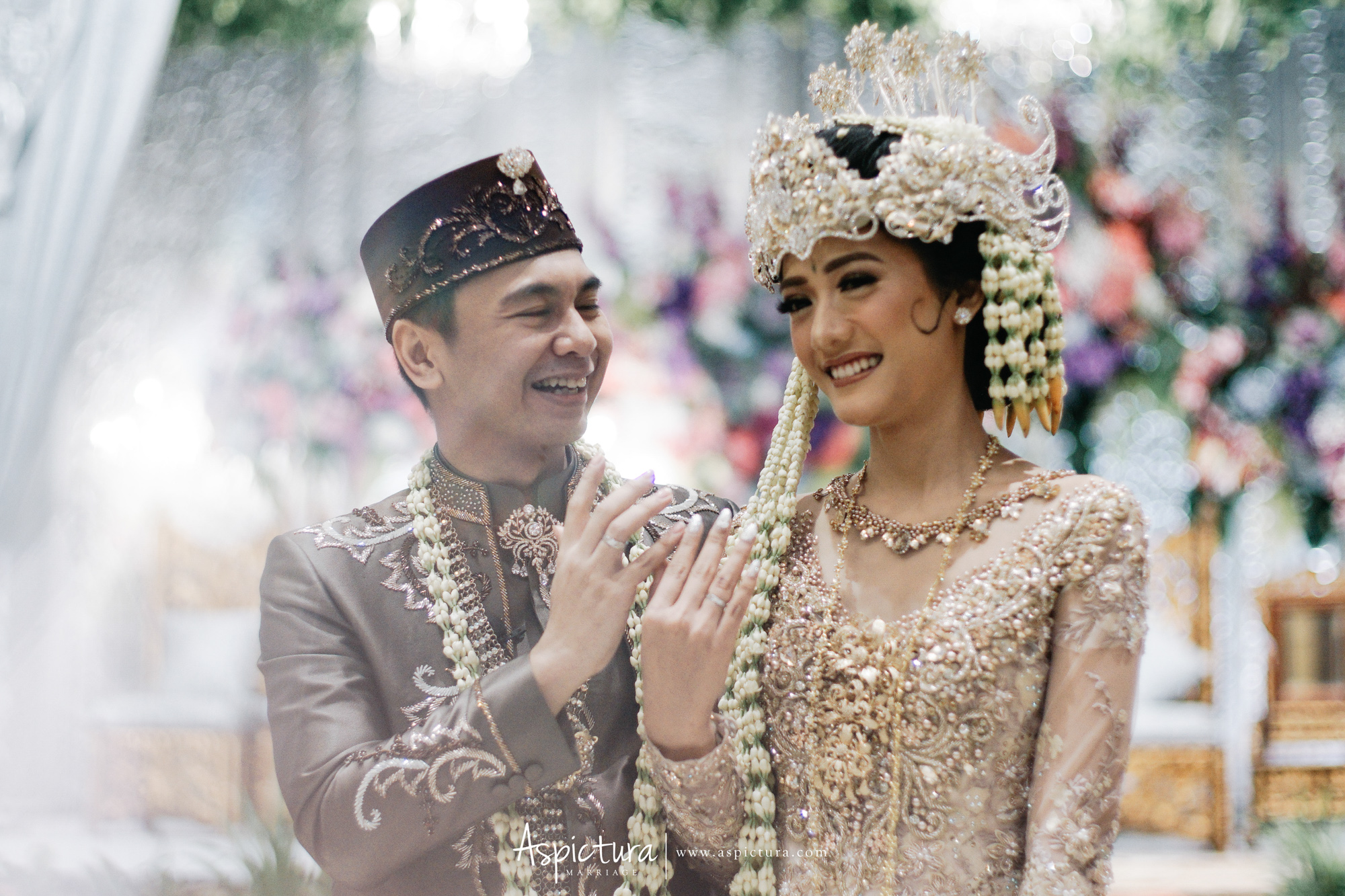 Detail Foto Prewedding Raditya Dika Nomer 57