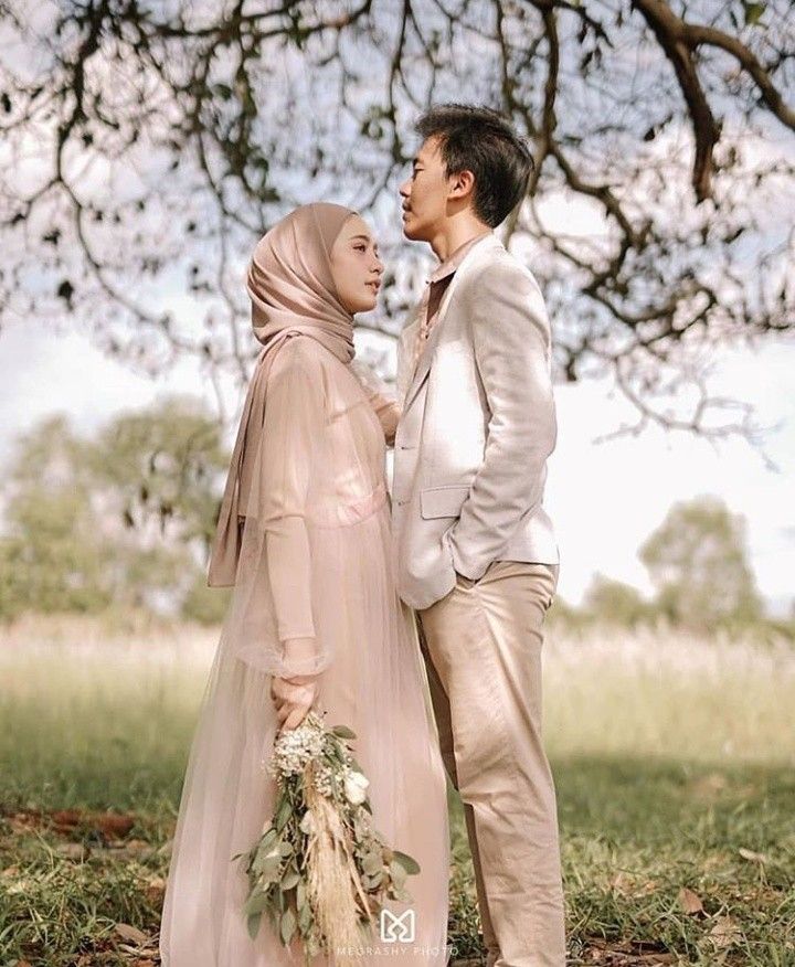 Foto Prewedding Romantis Hijab - KibrisPDR