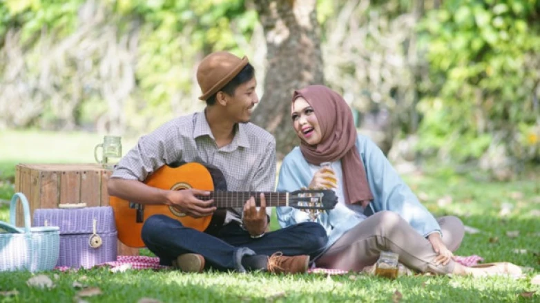 Detail Foto Prewedding Romantis Hijab Nomer 44