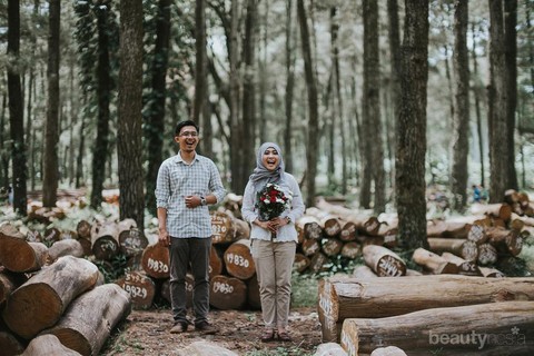 Detail Foto Prewedding Tema Alam Nomer 30