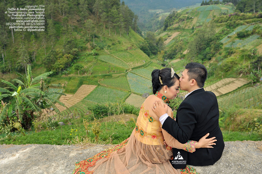 Download Foto Prewedding Tema Alam Nomer 52