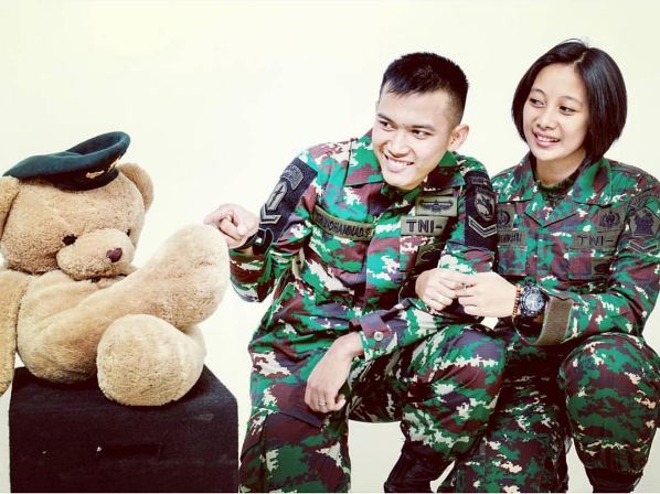 Detail Foto Prewedding Tni Dan Bidan Nomer 31