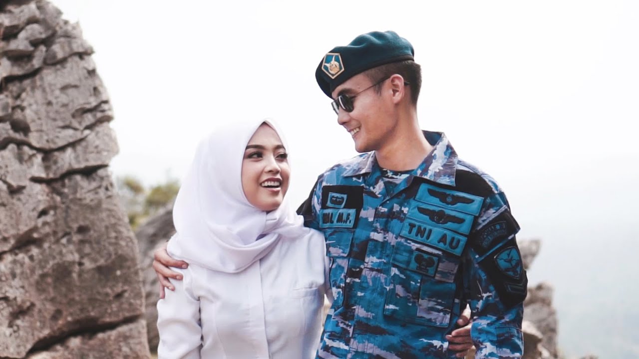 Detail Foto Prewedding Tni Dan Bidan Nomer 9