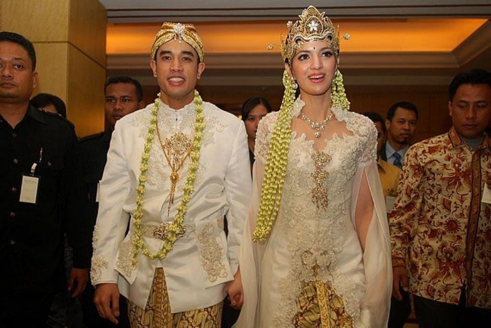 Detail Foto Preweding Nia Ramadhani Nomer 17