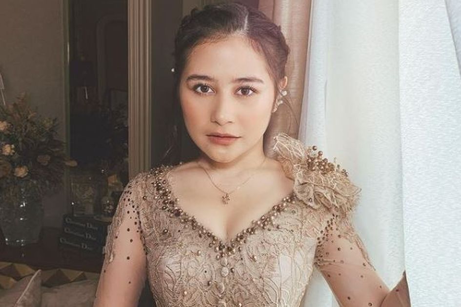 Detail Foto Prilly Latuconsina Nomer 21