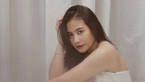 Detail Foto Prilly Terbaru Nomer 52