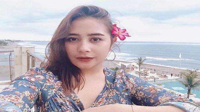 Detail Foto Prilly Terbaru Nomer 9