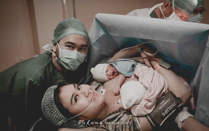 Detail Foto Proses Melahirkan Bayi Kembar Nomer 20