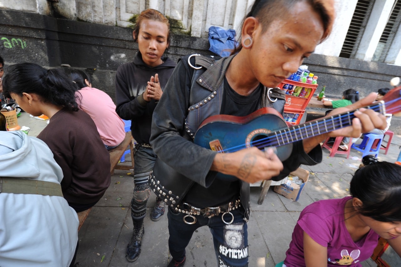 Detail Foto Punk Street Indonesia Nomer 32