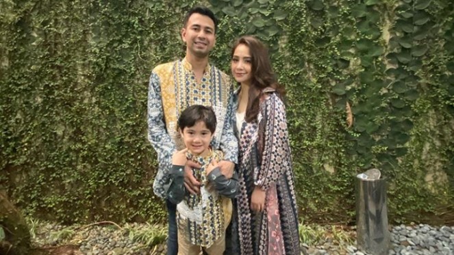 Detail Foto Raffi Ahmad Dan Nagita Slavina Nomer 49