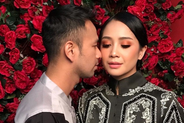 Detail Foto Raffi Ahmad Dan Nagita Slavina Nomer 54