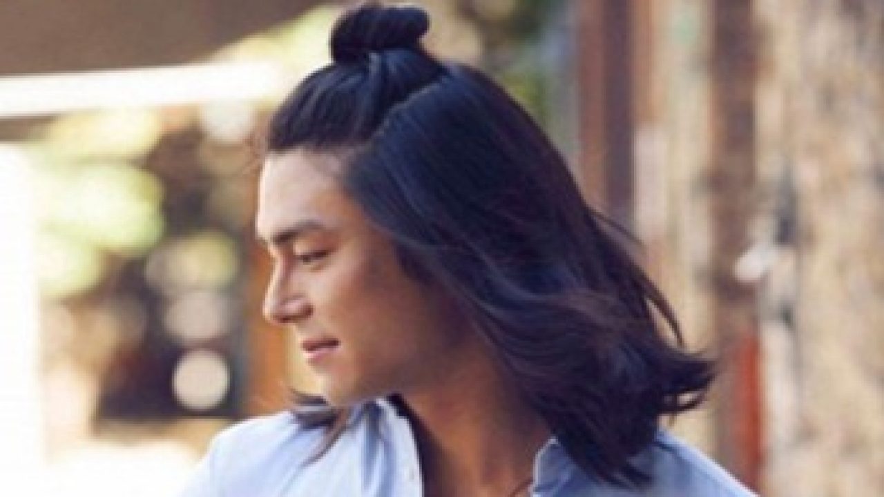 Detail Foto Rambut Panjang Keren Nomer 5