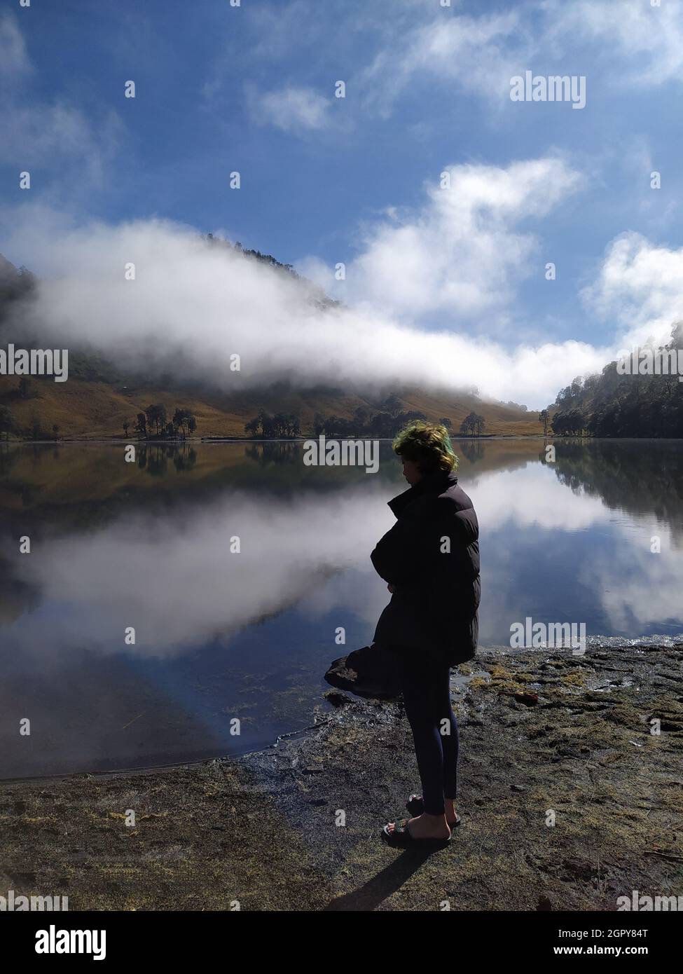 Detail Foto Ranu Kumbolo Semeru Nomer 40