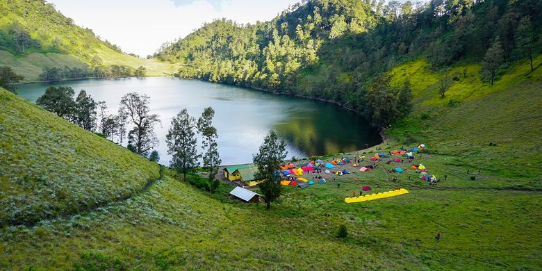 Detail Foto Ranu Kumbolo Semeru Nomer 7