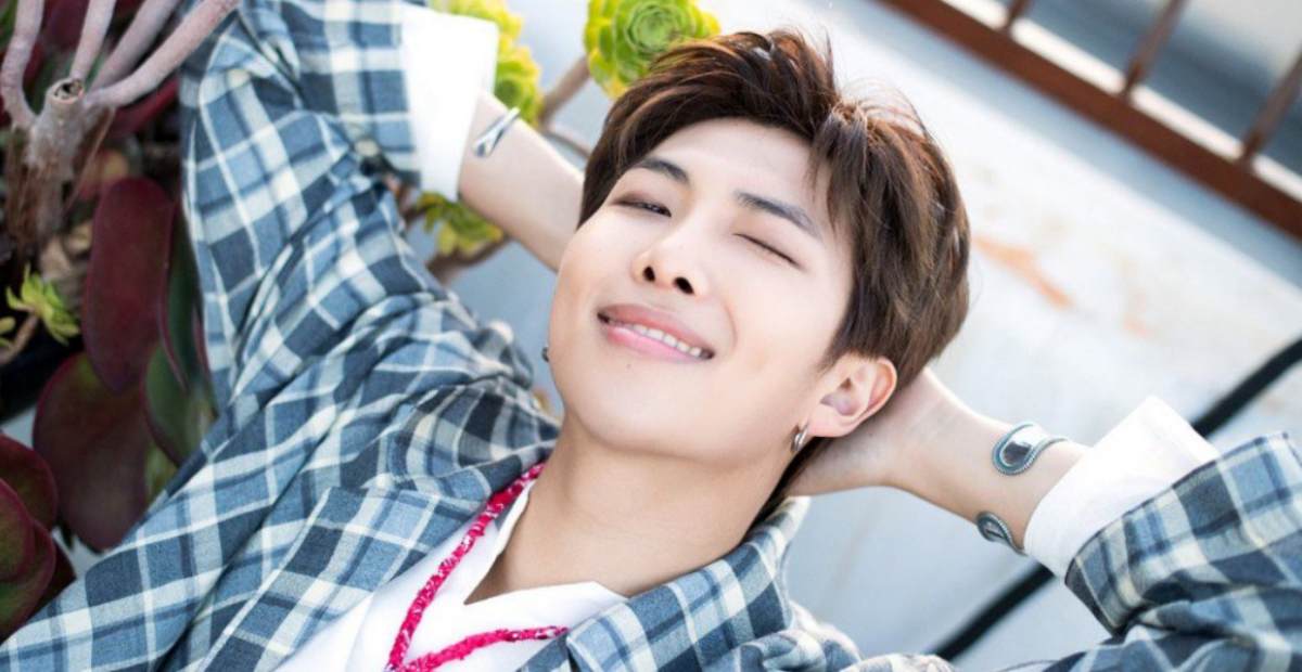 Detail Foto Rapmon Bts Nomer 24