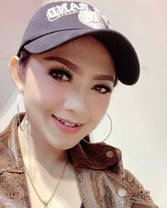 Detail Foto Ratna Antika Terbaru Nomer 11