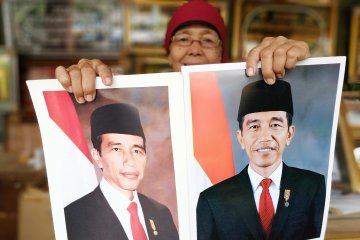 Detail Foto Resmi Jokowi Nomer 15