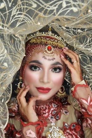 Detail Foto Rias Pengantin Nomer 42