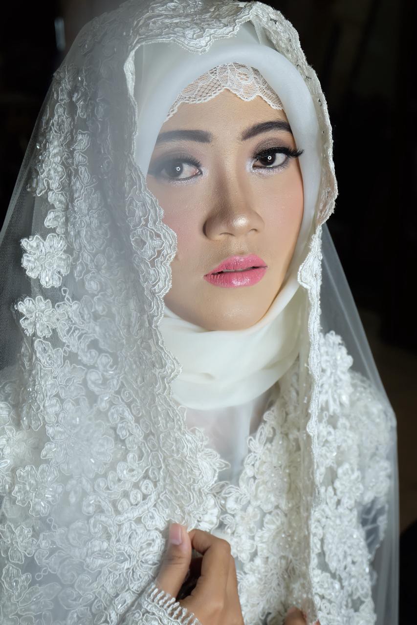 Detail Foto Rias Pengantin Hijab Nomer 44