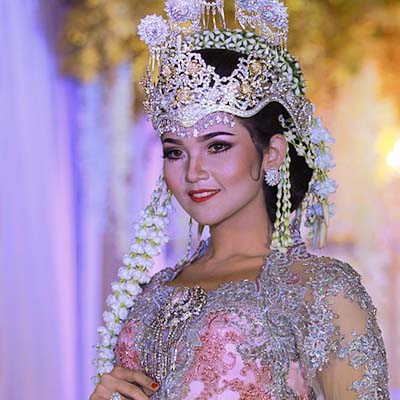 Detail Foto Rias Pengantin Jawa Nomer 44