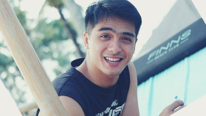 Detail Foto Ricky Harun Nomer 41