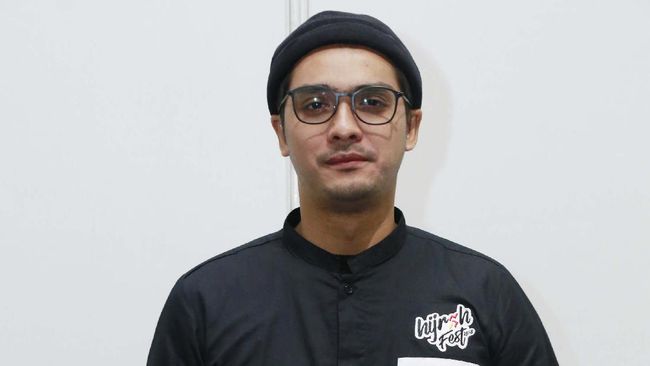 Detail Foto Ricky Harun Nomer 43