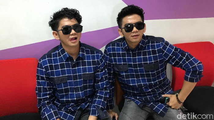 Detail Foto Rizki Dan Ridho Nomer 9