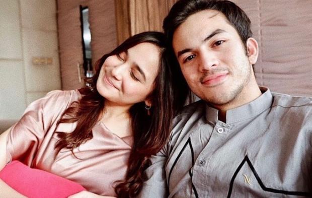 Detail Foto Rizky Nazar Dan Pacar Nomer 10