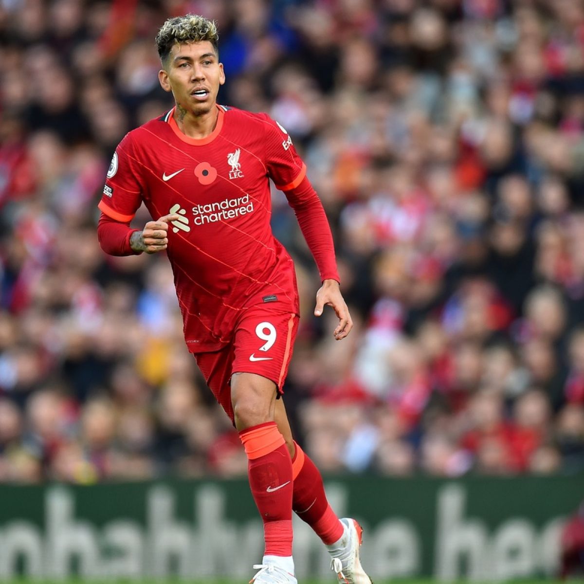 Detail Foto Roberto Firmino Nomer 13