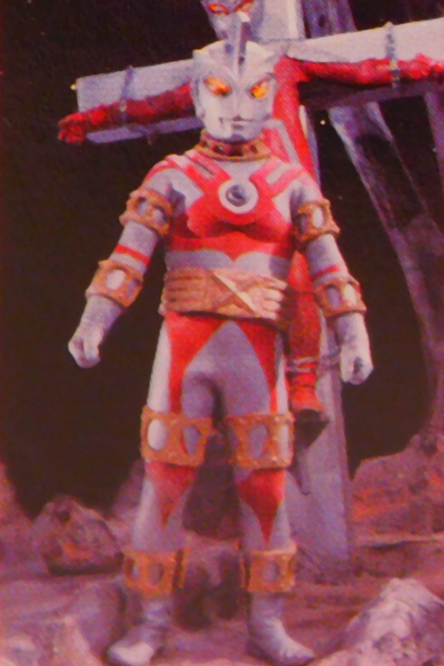 Detail Foto Robot Ultraman Nomer 11