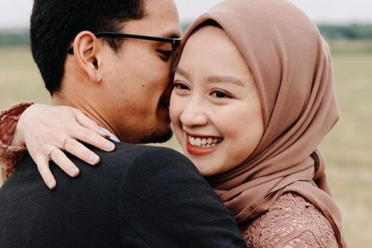 Detail Foto Romantis Dengan Pasangan Nomer 31