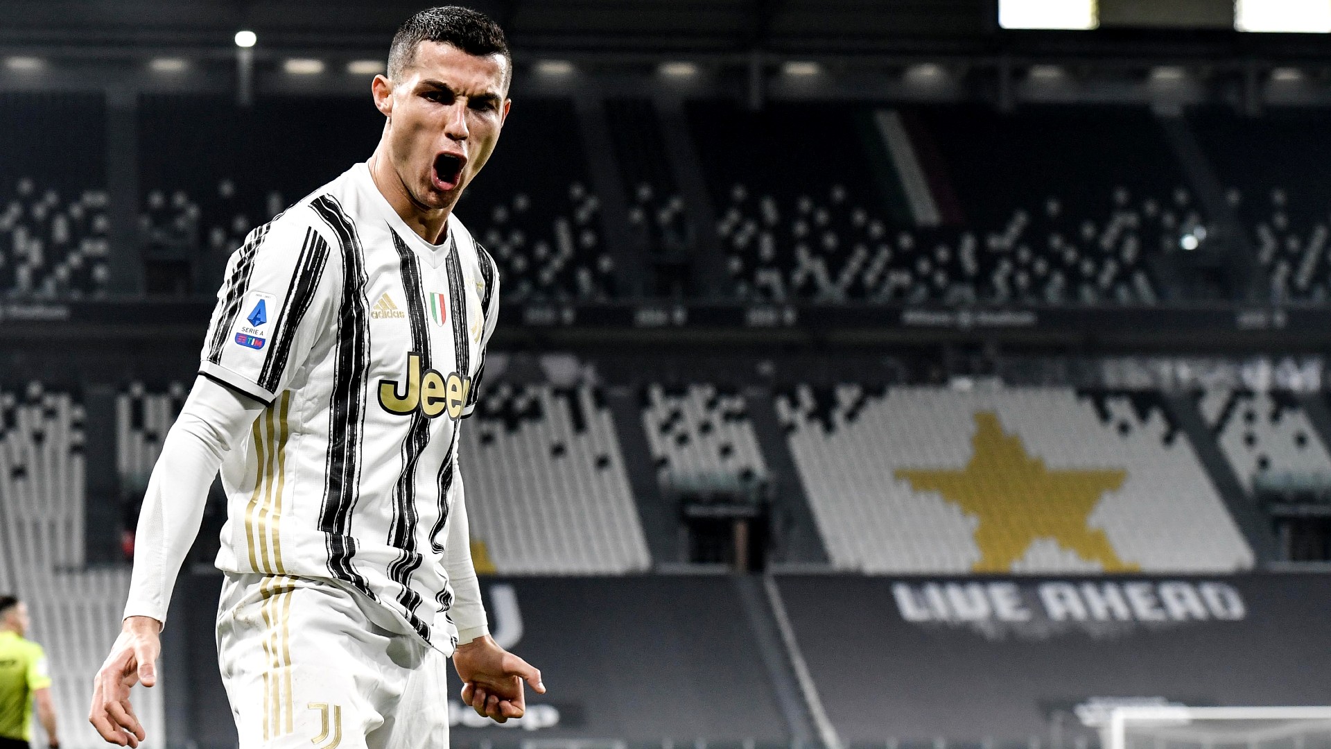 Detail Foto Ronaldo Di Juventus Nomer 33