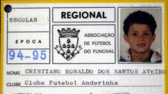 Detail Foto Ronaldo Kecil Nomer 27