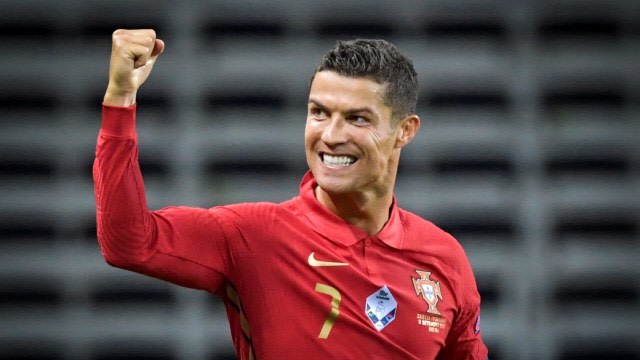 Detail Foto Ronaldo Keren Terbaru Nomer 6