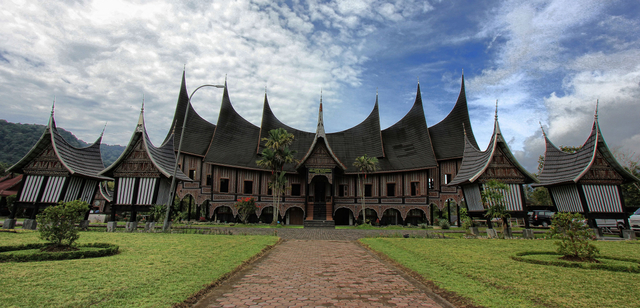 Detail Foto Rumah Adat Sumatera Barat Nomer 53