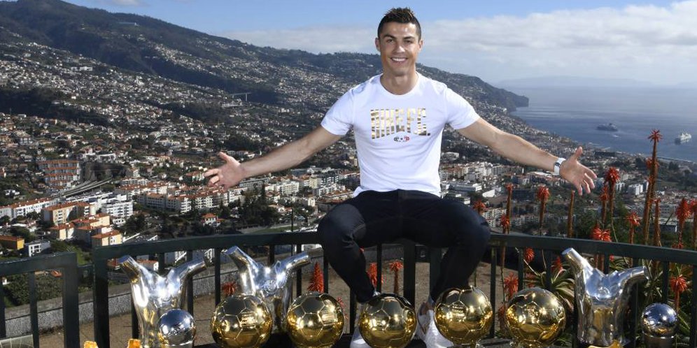 Detail Foto Rumah Cristiano Ronaldo Nomer 20