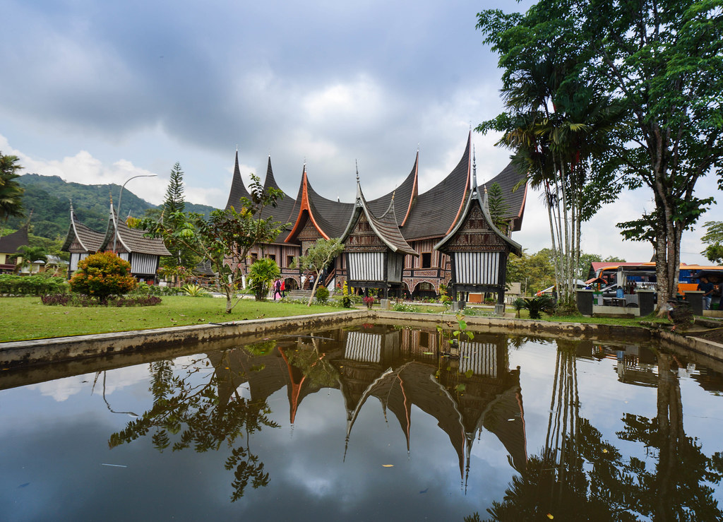 Detail Foto Rumah Gadang Nomer 35