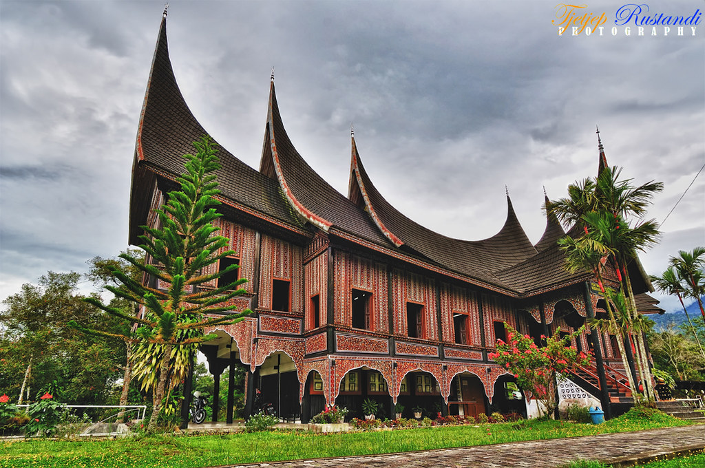 Detail Foto Rumah Gadang Minang Nomer 13