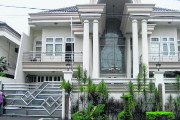 Foto Rumah Inul Daratista - KibrisPDR