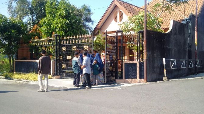 Detail Foto Rumah Jokowi Nomer 29