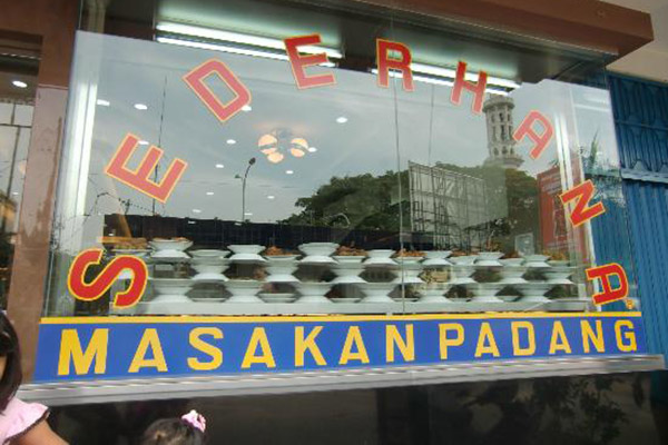 Detail Foto Rumah Makan Padang Nomer 18