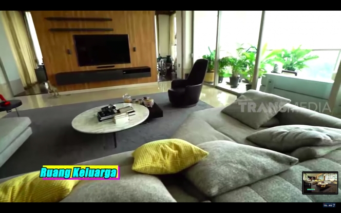 Detail Foto Rumah Nikita Willy Nomer 52