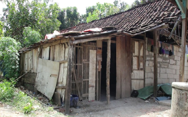 Detail Foto Rumah Orang Miskin Nomer 23